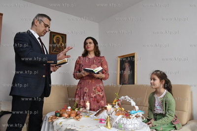 W związku z pandemią koronawirusa Episkopat zrezygnował...