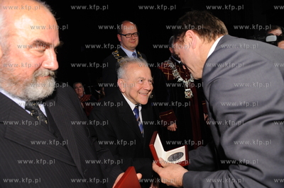 20 lat gdanskiej samorzadnosci. Uroczystosc w Teatrze...