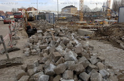 Gdansk. Budowa apartamentowcow na ul. Szafarnia. 13.04.2008...