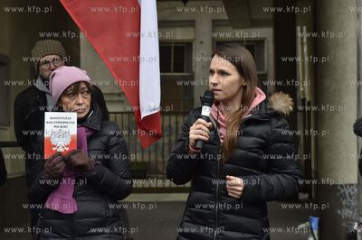 Gdańsk. Targ Drzewny. Demonstracja środowisk opozycyjnych...