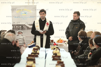 Sopocka Wigilia dla osób samotnych i bezdomnych.
21.12.2012
fot....