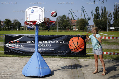 Gdańsk.  Piknik patriotyczny przy hali BHP.
27.08.2016
fot....
