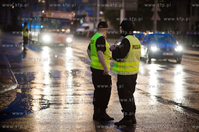Gdansk Wrzeszcz. Ewakuacja Centrum Hadlowego Galeria...
