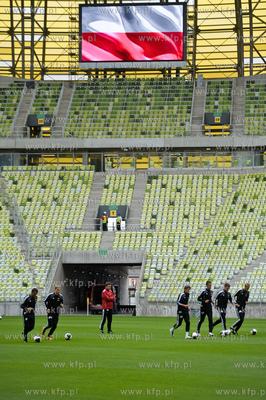 Gdansk. Stadion PGE Arena. Pierwszy oficjalny trening...