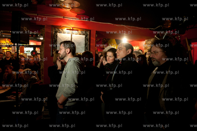 Gdansk. Gazeta Rock Cafe. Zadzwoncie po milicje! przedpremierowy...