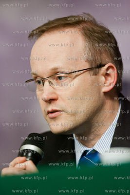 Gdansk. Sala BHP Stoczni Gdanskiej. Prezentacja 2 tomu...