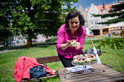 Gdansk. Park przy pomniku Swietopelka. Konferencja...