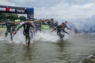 Zawody Herbalife Ironman 70.3 Gdynia.
09.08.2015
fot....
