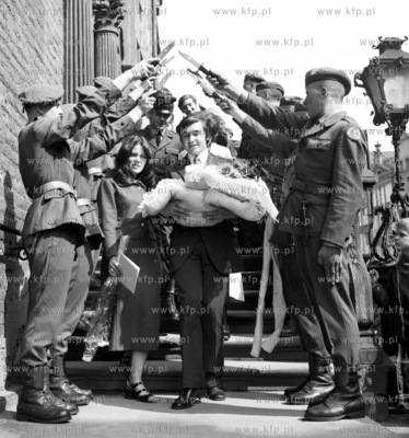 W czasach socjalizmu w Polsce propagowano zamiast katolickiego...