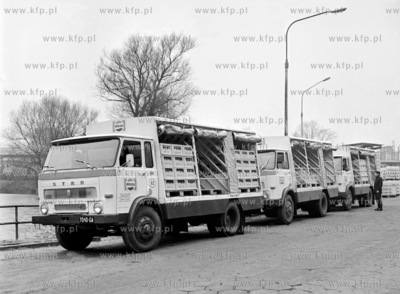 Samochody ciezarowe marki star do rozwozenia pepsi...