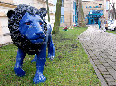 Siedziba Radia Gdansk w obstawie kolorowych Gdanskich...