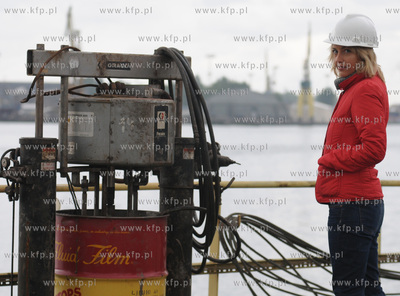 Sesja zdjeciowa aktorki Magdy Waligorskiej na terenie...