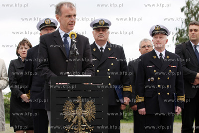 Port Wojenny w Swinoujsciu, Uroczyste przekazanie obowiazkow...