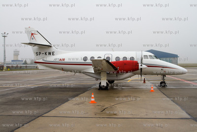 Gdansk, Rebiechowo. Nz. BAe Jetstream 32 linii JetAir.
08.11.2009
Fot.Sebastian...