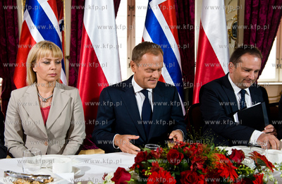 Gdansk. Dom Uphagena. Wizyta premiera Norwegii Jensa...