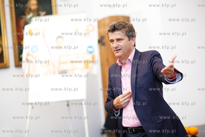 Bytow. Janusz Palikot spotkal sie z mieszkancami miasta....