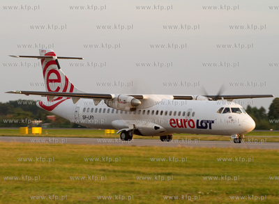 Gdansk, Rebiechowo. Nz. ATR 72 Eurolot. 10.09.2012...