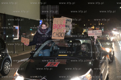 Gdynia. Protest samochodowy wobec kontrowersyjnego...
