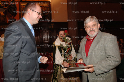 Uroczystosc wreczenia medali z okazji 25 lecia Solidarnosci...