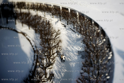 Sopot. Molo widziane z latarni morskiej.
05.02.2010
fot....