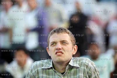 Gdansk. Mistrzostwa Europy w Pilce Noznej. Kibice ogladaja...