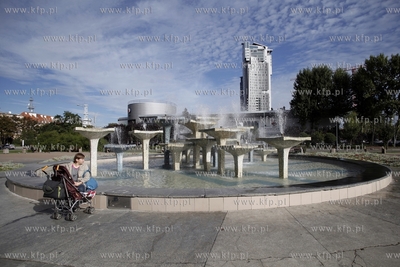 Gdynia. Skwer Kosciuszki. Fontanna.
18.09.2013
fot....