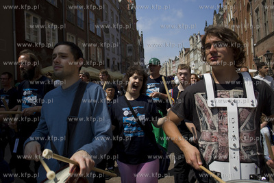 Parada ul. Długą i Długi Targ w Gdańsku kończąca...