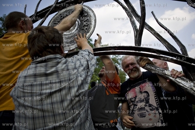 Rock Blu Przywidz Festival. Nadanie promenadzie nad...