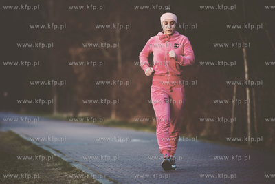 Gdańsk Brzeźno. Alejka z Zaspy na molo. Drugi dzień...