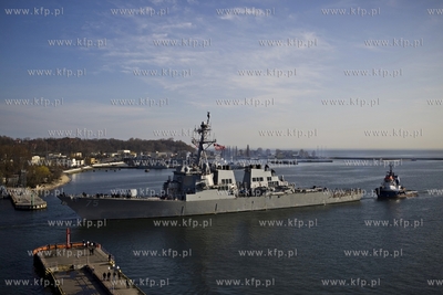 Wizyta amerykańskiego niszczyciela USS Donald Cook...