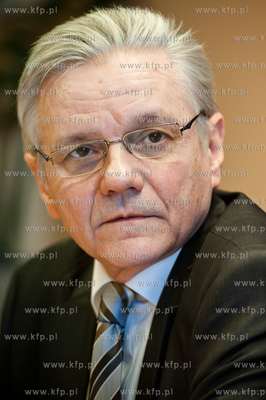 Gdansk. Protest pracownikow Portowej Strazy Pozarnej...