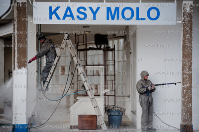 Sopot. Remont generalny arkad przy molo. 
20.03.2012
fot....