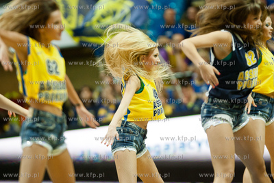 Hala Sportowo - Widowiskowa Gdynia. Piaty mecz finalowy...