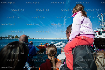 Gdynia. Nabrzeze Pomorskie. Udostepniona do zwiedzania...