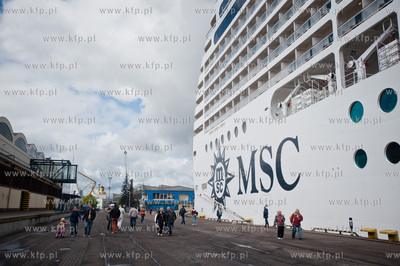 Port w Gdyni. Nabrzeze Francuskie. Wizyta wycieczkowca...