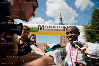 Gdansk. XX Maraton Solidarnosci.
Nz zwyciezca Joel...