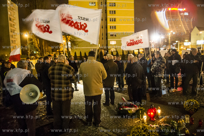 Gdansk. Plac Solidarnosci. Srodowiska Narodowosciowe,...