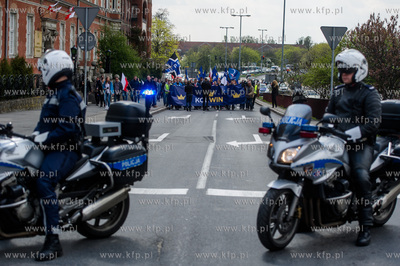 Gdansk. Manifestacja przeciwko podatkowi PIT, zorganizowana...