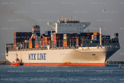 Gdansk. Terminal kontenerowy DCT. Kolejne zawiniecie...