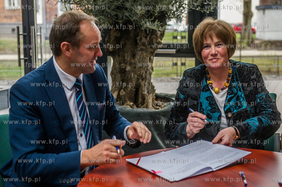 Gdansk. Uroczystosc oficjalnego otwarcia nowej siedziby...