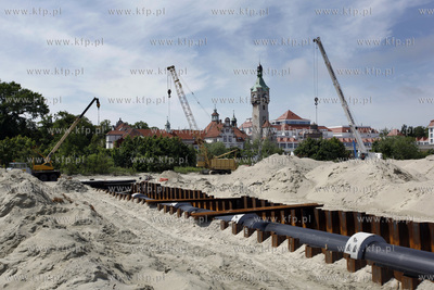 Prace przy budowie wylotow sopockich potokow w glab...