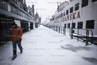 Ponad przecietne opady sniegu w Gdansku. Nz. Dlugie...