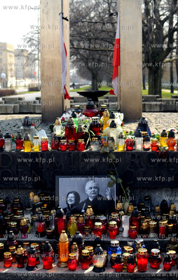 Gdynia w zalobie po tragicznej smierci w katastrofie...