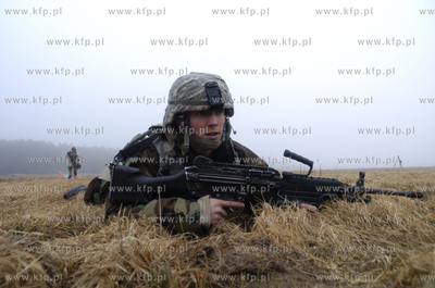 Cwiczenia 150 amerykańskich zolnierzy z niemieckiej...