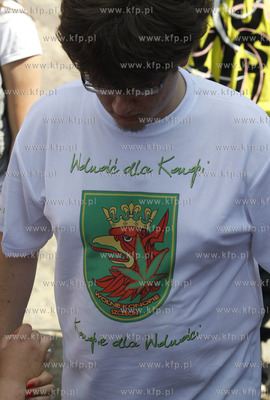 Szczecin. Marsza wolnosci dla konopi. Mlodziez, ktora...