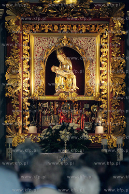 Sanktuarium Matki Bozej Bolesnej w przy klasztorze...