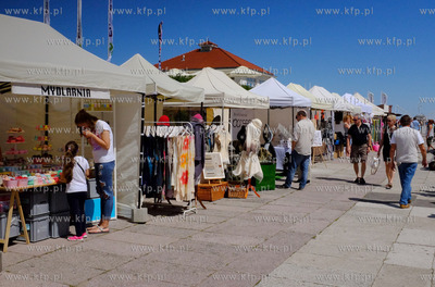 Sopot. Skwer Kuracyjny. Cepeliada. 19.07.2016 fot....