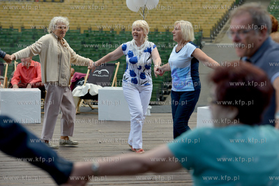 Sopot. Międzypokoleniowa potańcówka w Operze Leśnej....