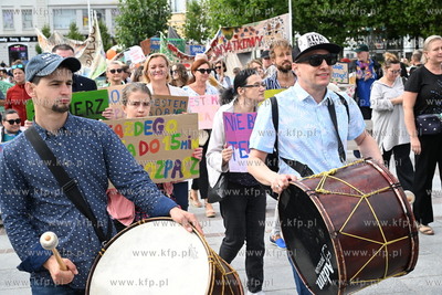 Marsz dla Zdrowia Psychicznego #poGodność i okazania...
