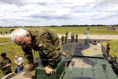 Święto 49 Bazy Lotniczej w Pruszczu Gdańskim. 
14.06.2024
fot....